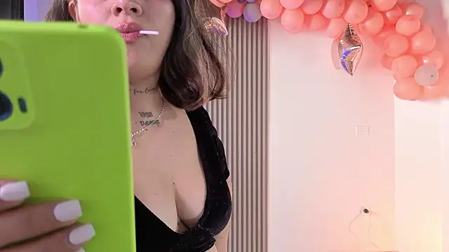 Cuttiealice Live XXX-Chat