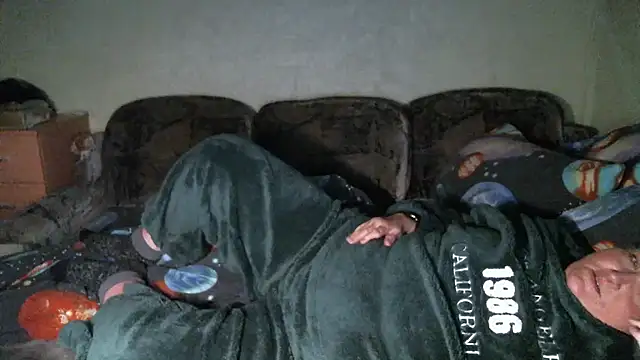 Lana555 Adlı Modelin Canlı XXX Sohbeti