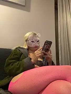 irinaaaa___cremaaa Chat XXX in diretta