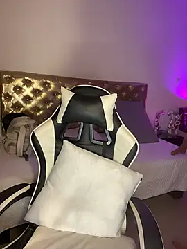 Fancyxlove Chat XXX in diretta