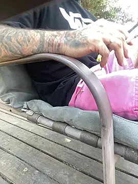 pose14's Live XXX Chat