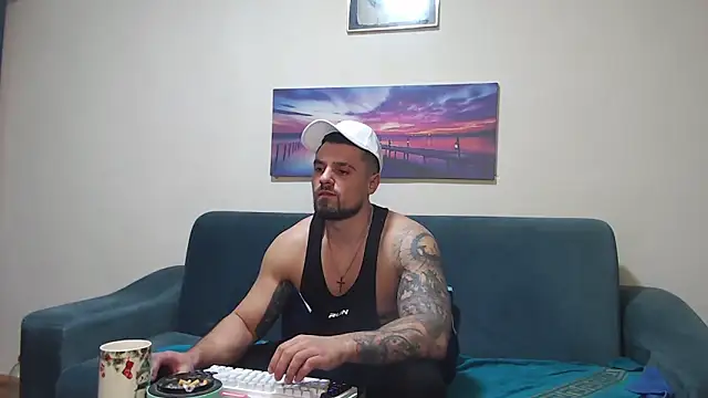 Tiberius_hunk 라이브 XXX 채팅