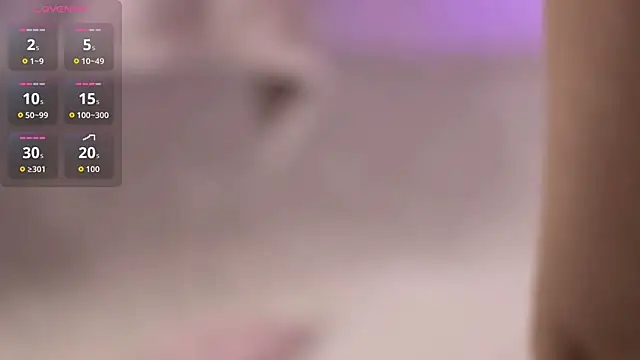 RebeccaReseのライブXXXチャット