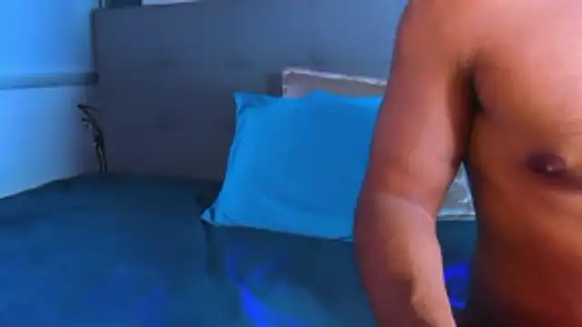 Stiven_collins' Live XXX Chat