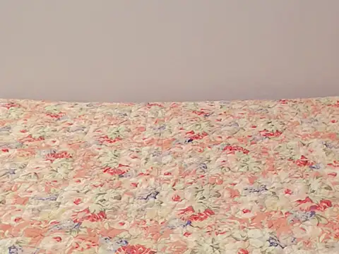 ruby_8x – Naživo XXX chat