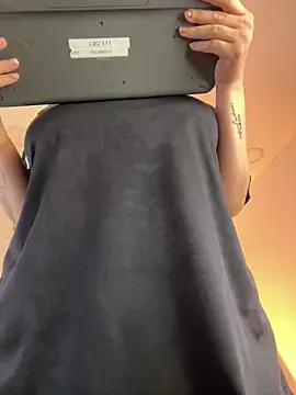 EmmaaCastro's Live XXX Chat