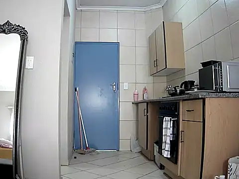 SexyPettiteDonna: απευθείας συνομιλία ΧΧΧ