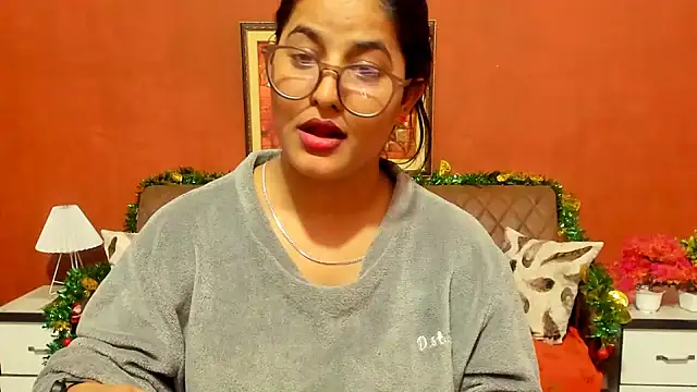 Jasmine_Jaey1 Adlı Modelin Canlı XXX Sohbeti