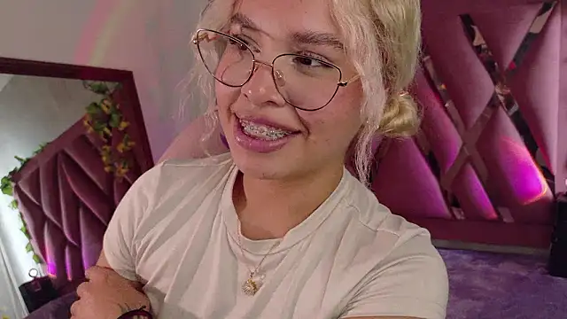 Haelycute Live XXX-Chat