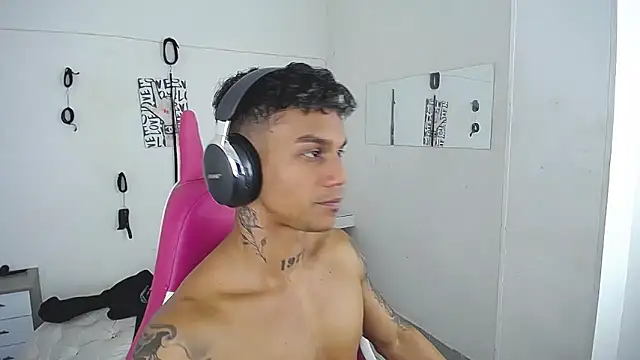 Leonard_Price Webcam show