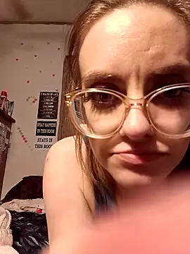 Chatroom XXX en direct de snowbird1117