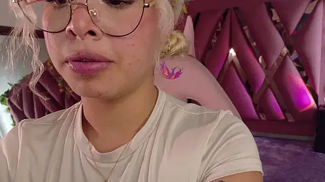 Haelycute 即時 XXX 聊天