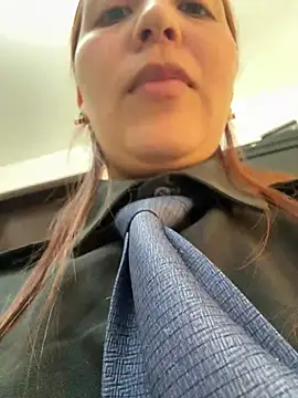 Emily-7_'s Live XXX Chat