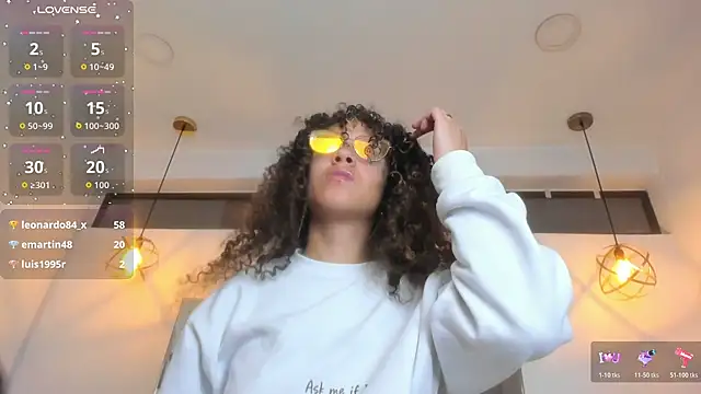 Hanna_Cornee_'s Live XXX Chat