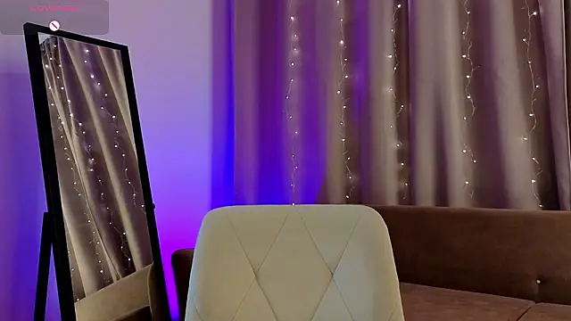 VinnieSerrano 라이브 XXX 채팅