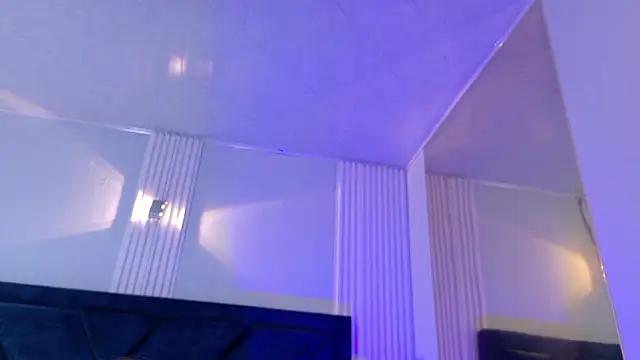 دردشة MollyCruz الجنسية المباشرة