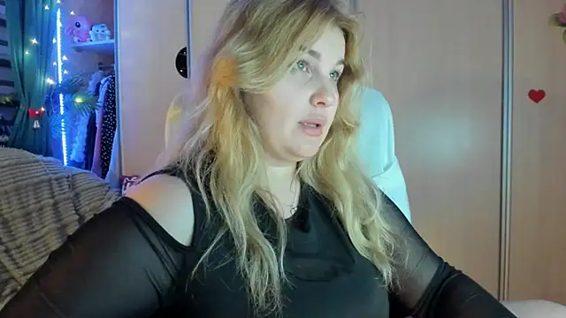 CoraSwon's Live XXX Chat