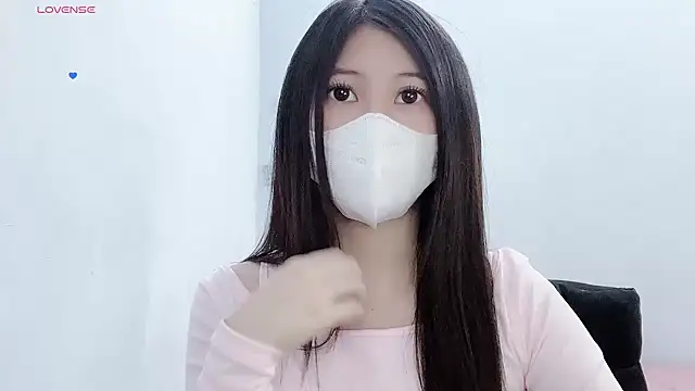 chuis_22 Adlı Modelin Canlı XXX Sohbeti