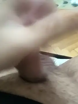 Pokazy przed kamerką – Konstantin21cm