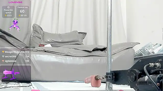 Онлайн чат XXX fox-yiyi