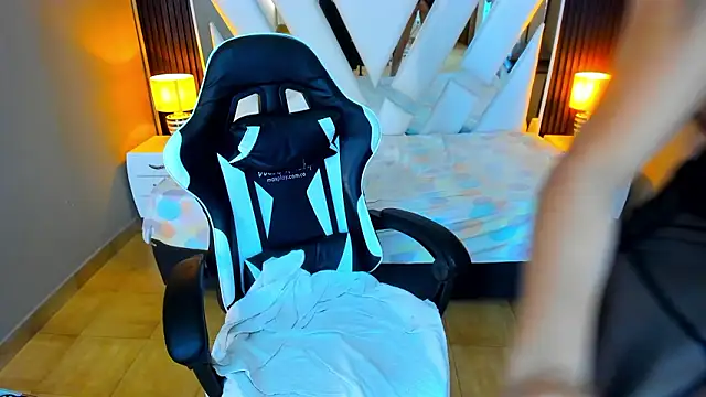 Amy_Hottiee 라이브 XXX 채팅