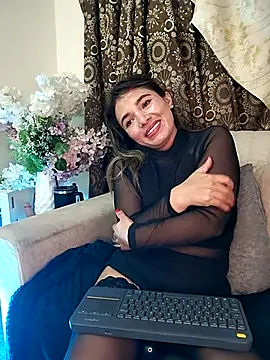 Kiaraa88 라이브 XXX 채팅