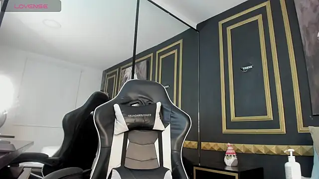 yera_curry Live XXX-chat