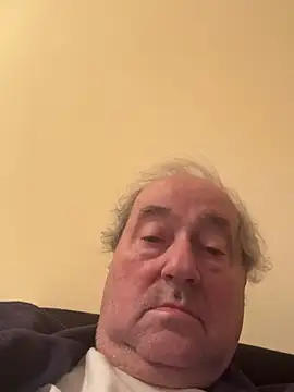 csikar's Live XXX Chat