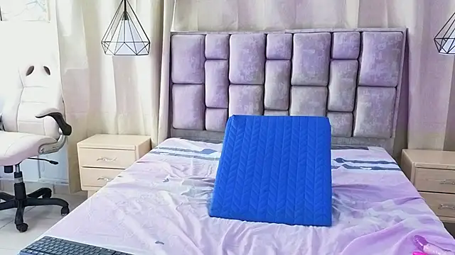 scarlettjohnson_ 라이브 XXX 채팅