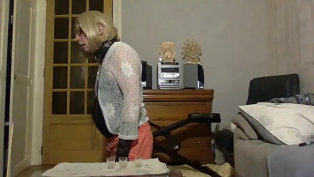 Helinetrav Live XXX-chat