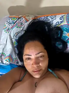 NIKOLE1301 即時 XXX 聊天