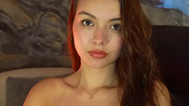 Chatroom XXX en direct de NaomiSainz