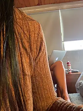 CorinVeil's Live XXX Chat