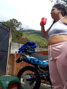 Chatroom XXX en direct de Abril-cloud2026