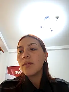 Emily-7_ élő XXX-chatje