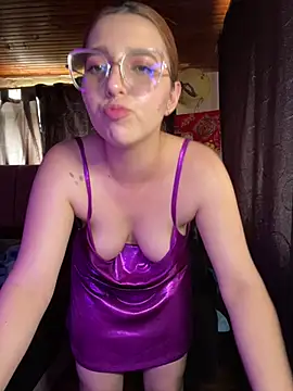 CoraVibes: απευθείας συνομιλία ΧΧΧ