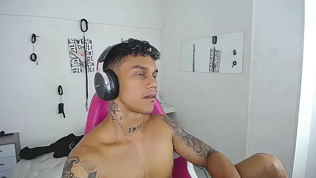 Show de Leonard_Price na webcam