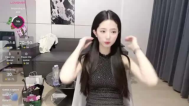 OiOi-666's Live XXX Chat