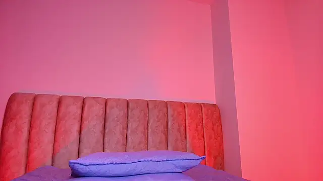 agath_69's Live XXX Chat