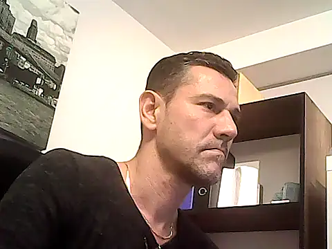 mastercharisma35: απευθείας συνομιλία ΧΧΧ