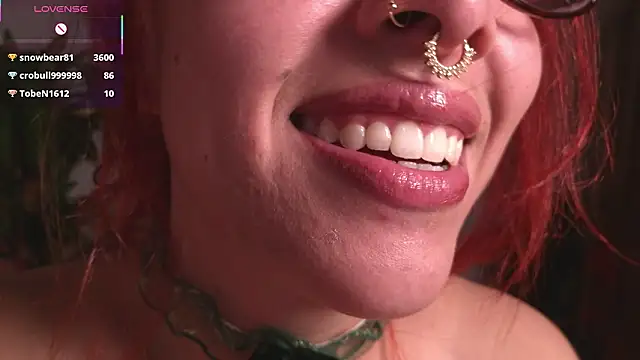 Chatroom XXX en direct de bri_von_dhara__