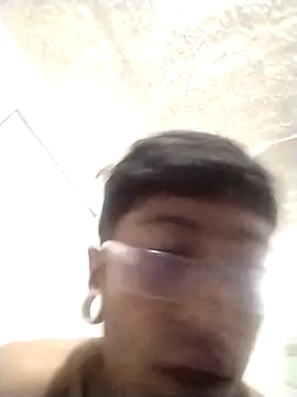 betrayed_garbage webcam show