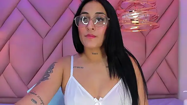 Ibbie_drastic's Live XXX Chat