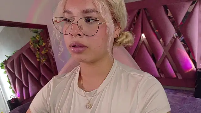 Haelycute Live XXX-Chat