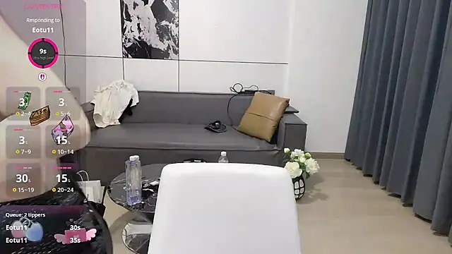 دردشة OiOi-666 الجنسية المباشرة