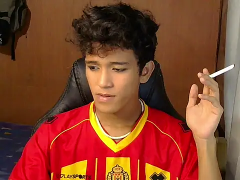 Chat XXX ao vivo de hugekenbigcock