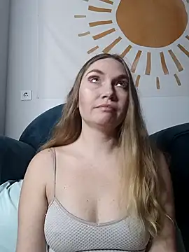 KisaVixen's Webcam Show