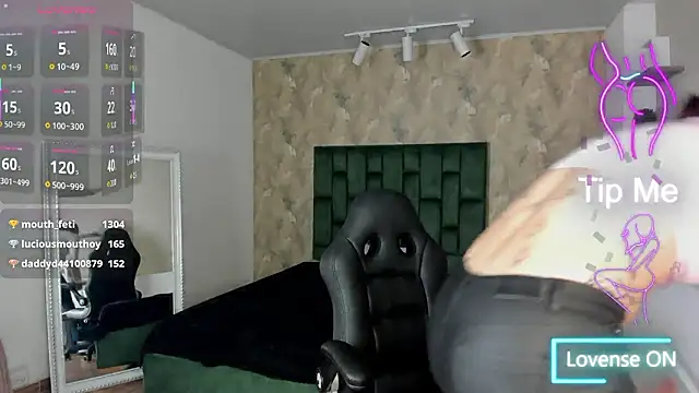 april_dumont 即時 XXX 聊天