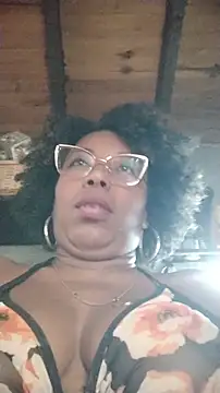 ChanneldelaCroix live XXX chat