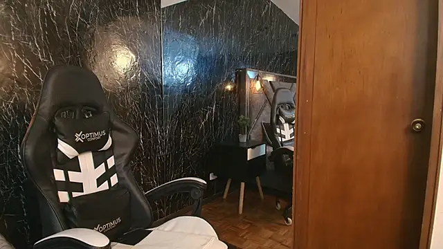 TiffanyMartinez's Live XXX Chat